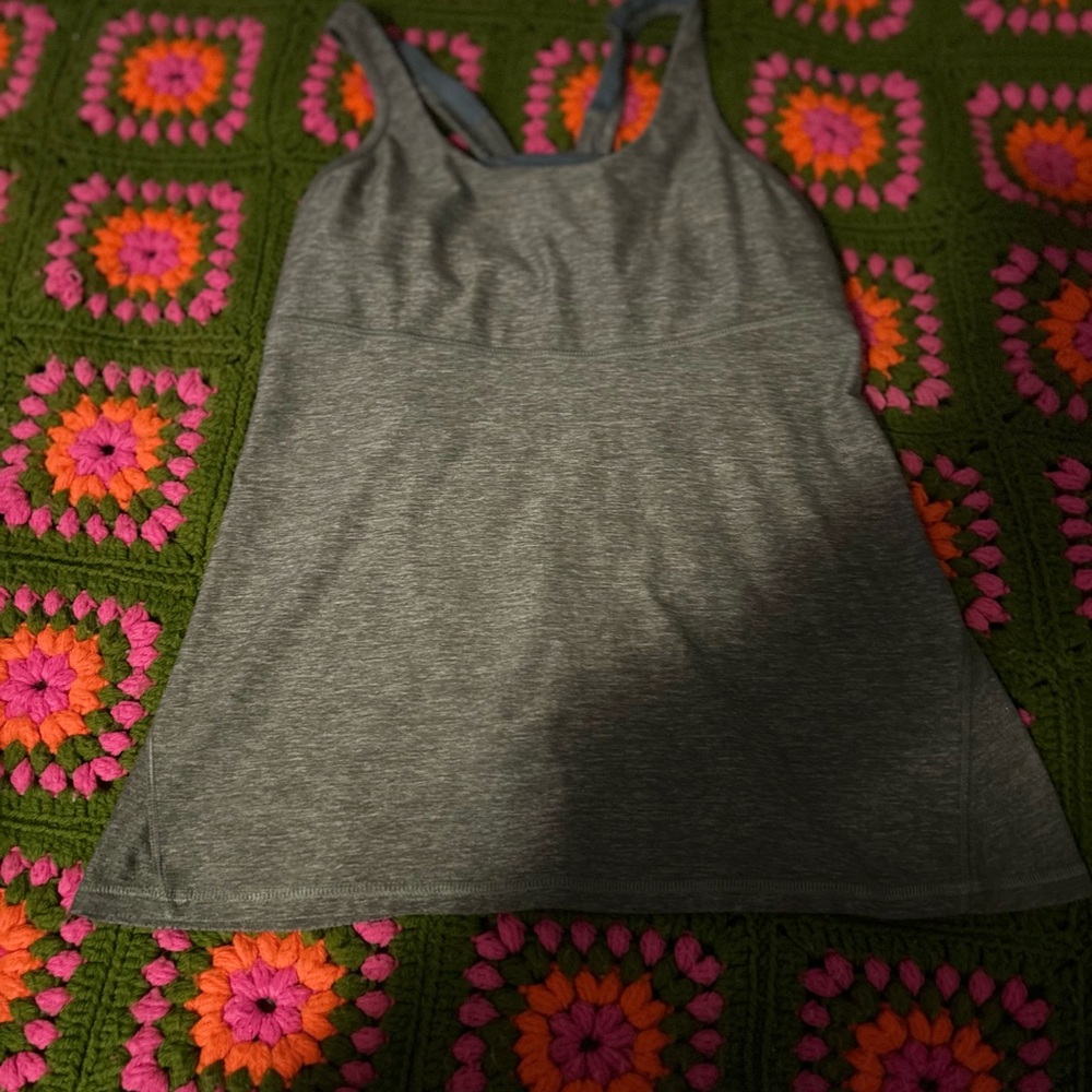 Lululemon - Picture 3 of 4